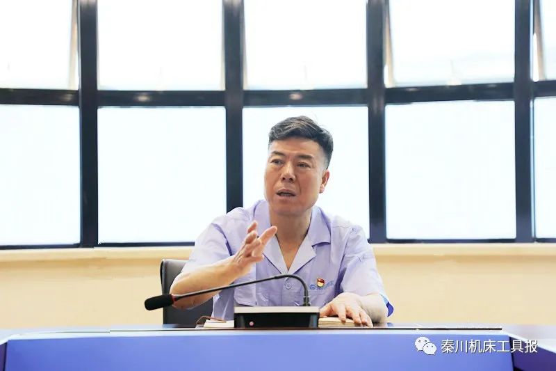 嚴(yán)鑒鉑：著眼用戶(hù)需求 打好產(chǎn)品“組合拳”