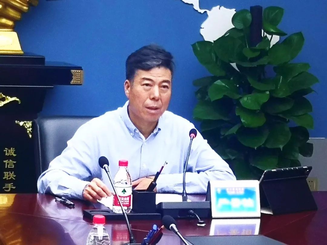 秦川集團召開“高檔數(shù)控機床”技術研討會