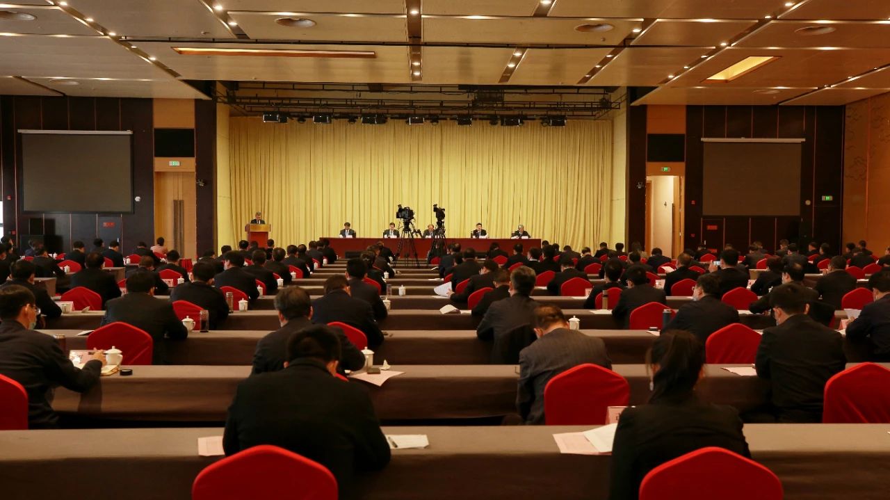 嚴(yán)鑒鉑董事長榮獲陜西省“擔(dān)當(dāng)作為好干部”稱號！