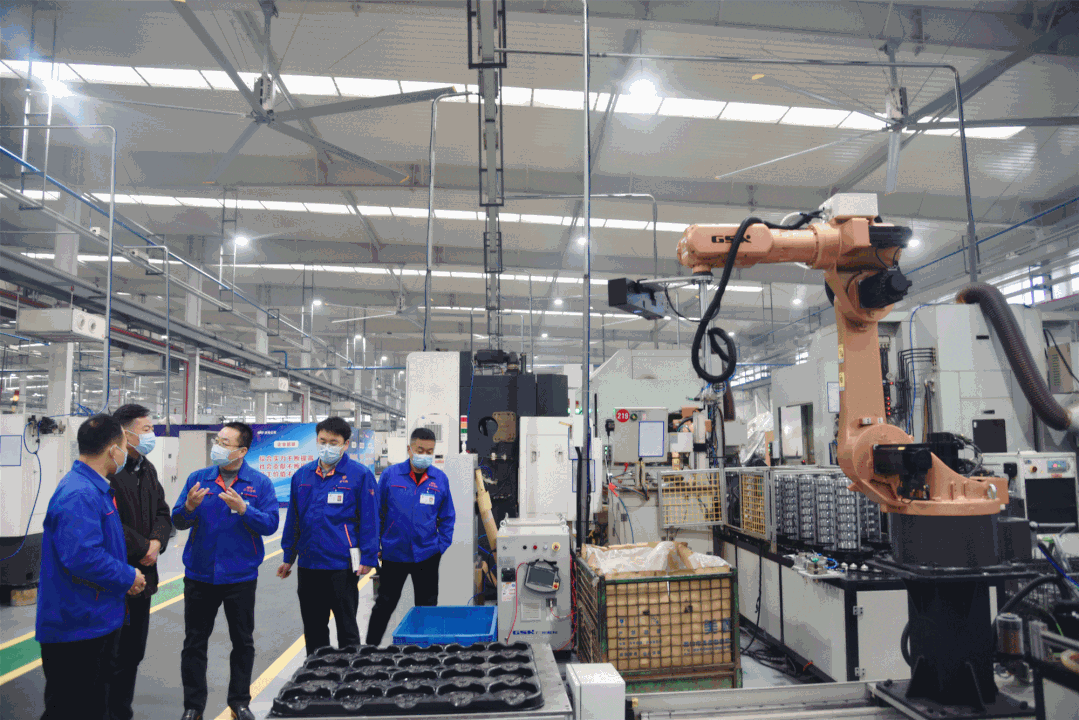 嚴(yán)鑒鉑董事長深入沃克齒輪調(diào)研指導(dǎo)工作