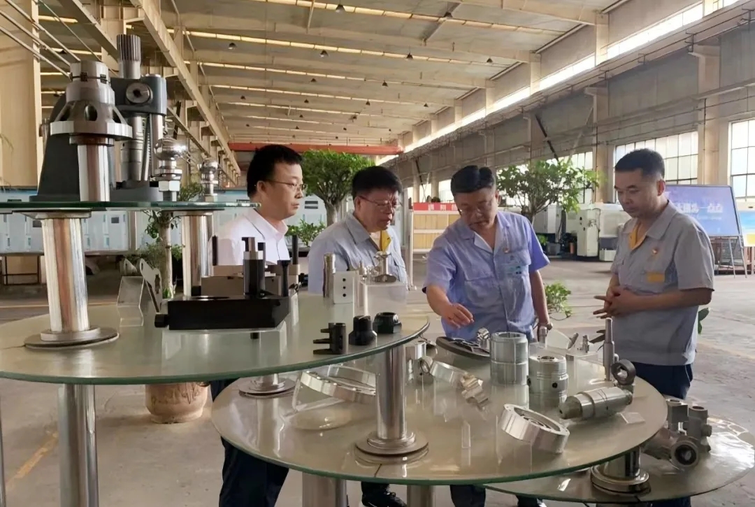 【集團(tuán)資訊】馬旭耀董事長(zhǎng)調(diào)研零件公司、關(guān)中工具公司